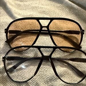 Stylish Black Aviator Sunglasses